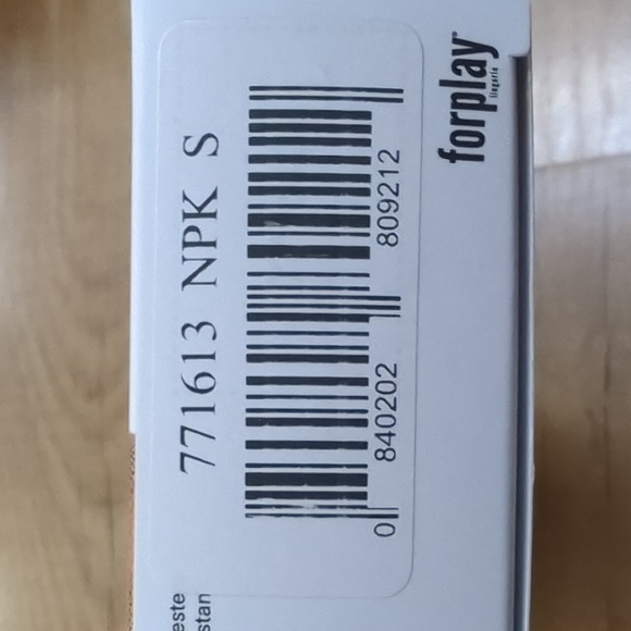 Neon pink mesh gartered teddy - Picture 6 of 6